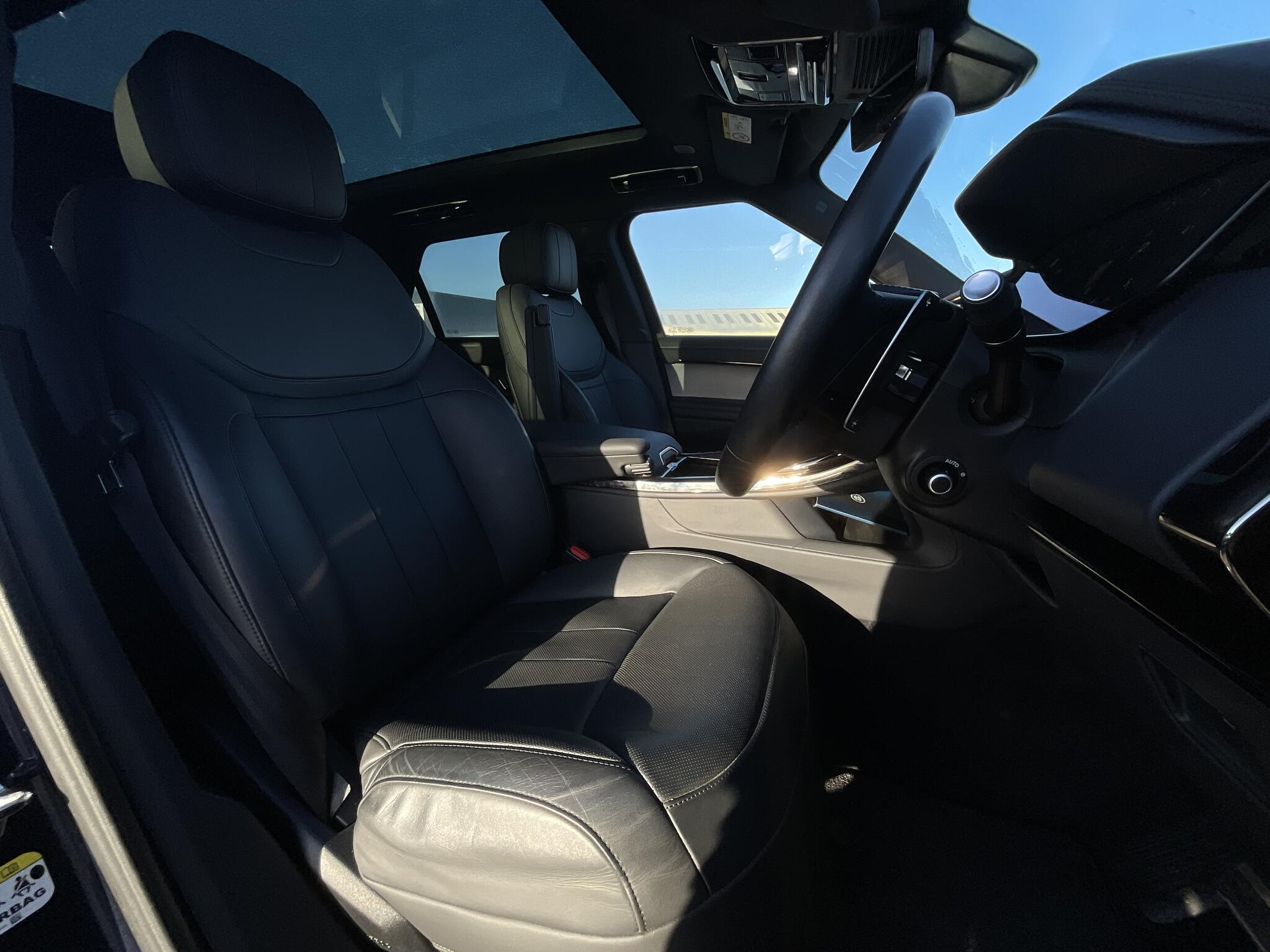 Land Rover Range Rover Sport view 6
