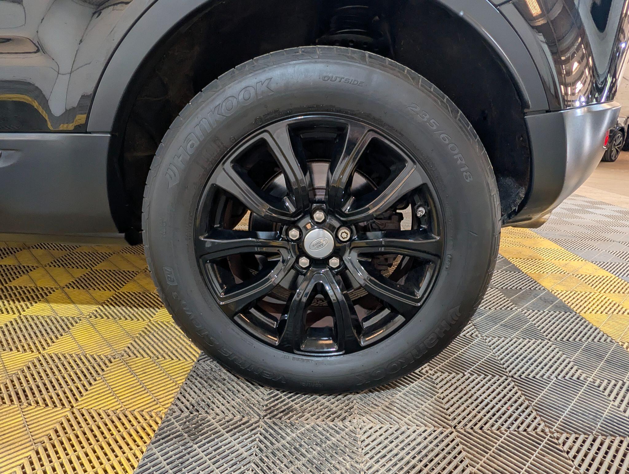 Land Rover Range Rover Evoque view 50