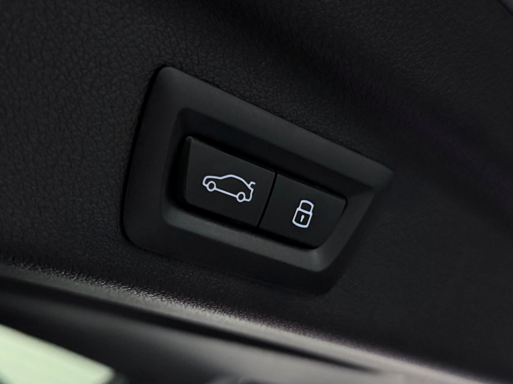 BMW 2 Series Active Tourer view 8