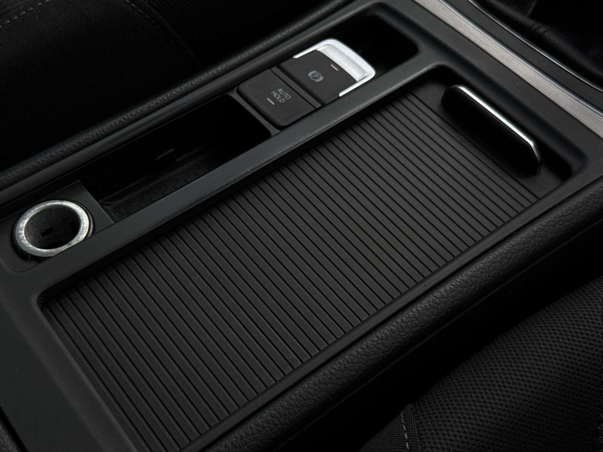 Volkswagen Golf view 36