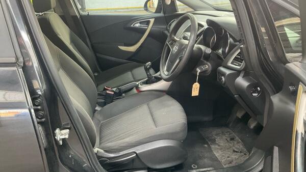 Vauxhall Astra view 11