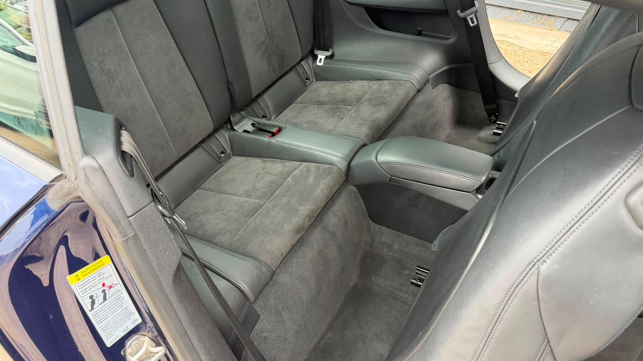 Audi TT view 12