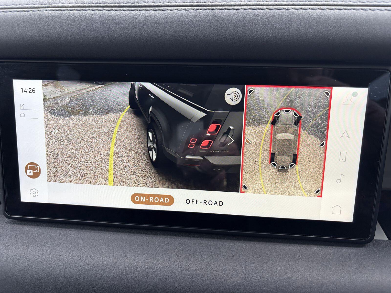 Land Rover Defender view 27