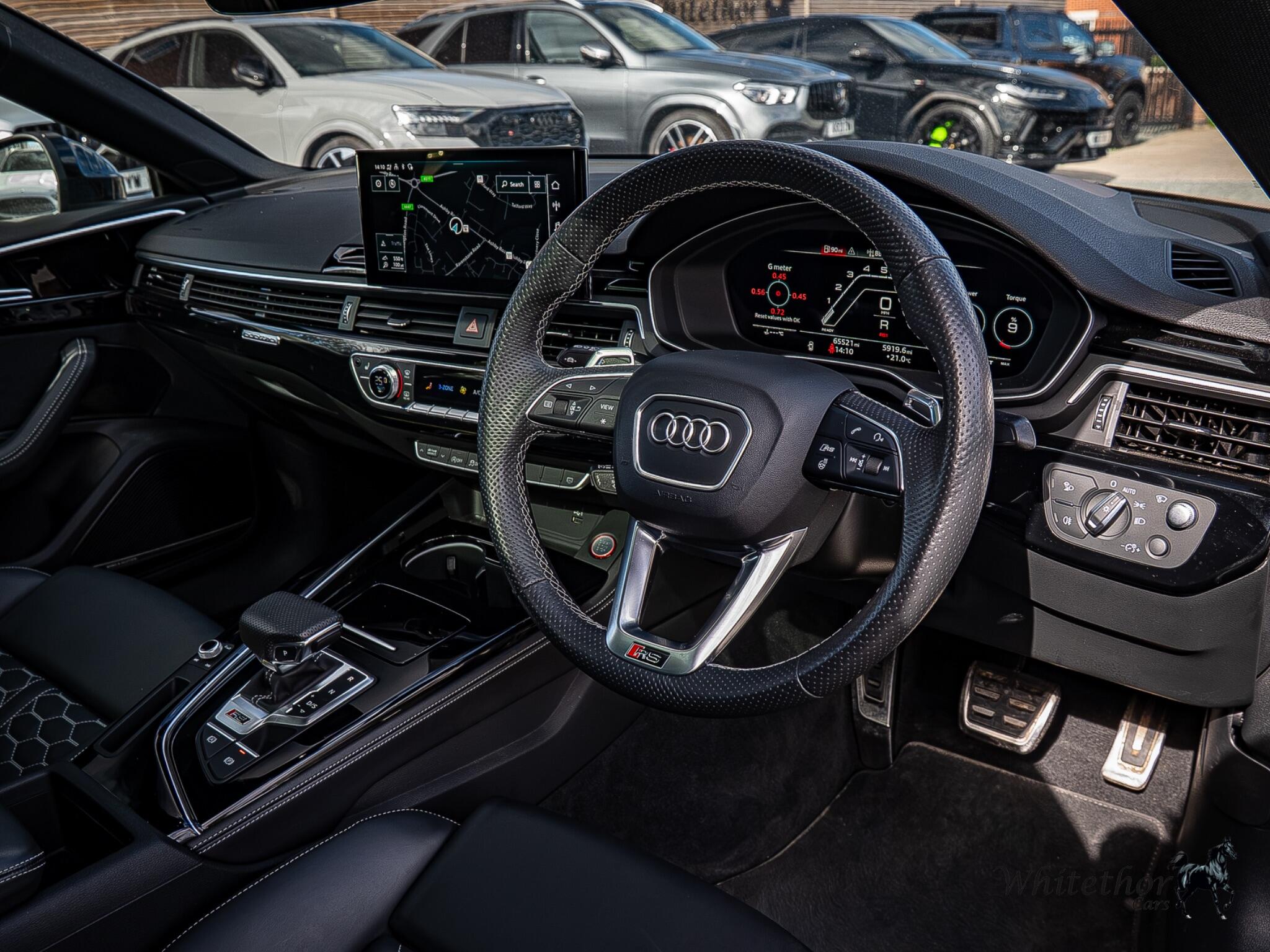 Audi RS5 view 8
