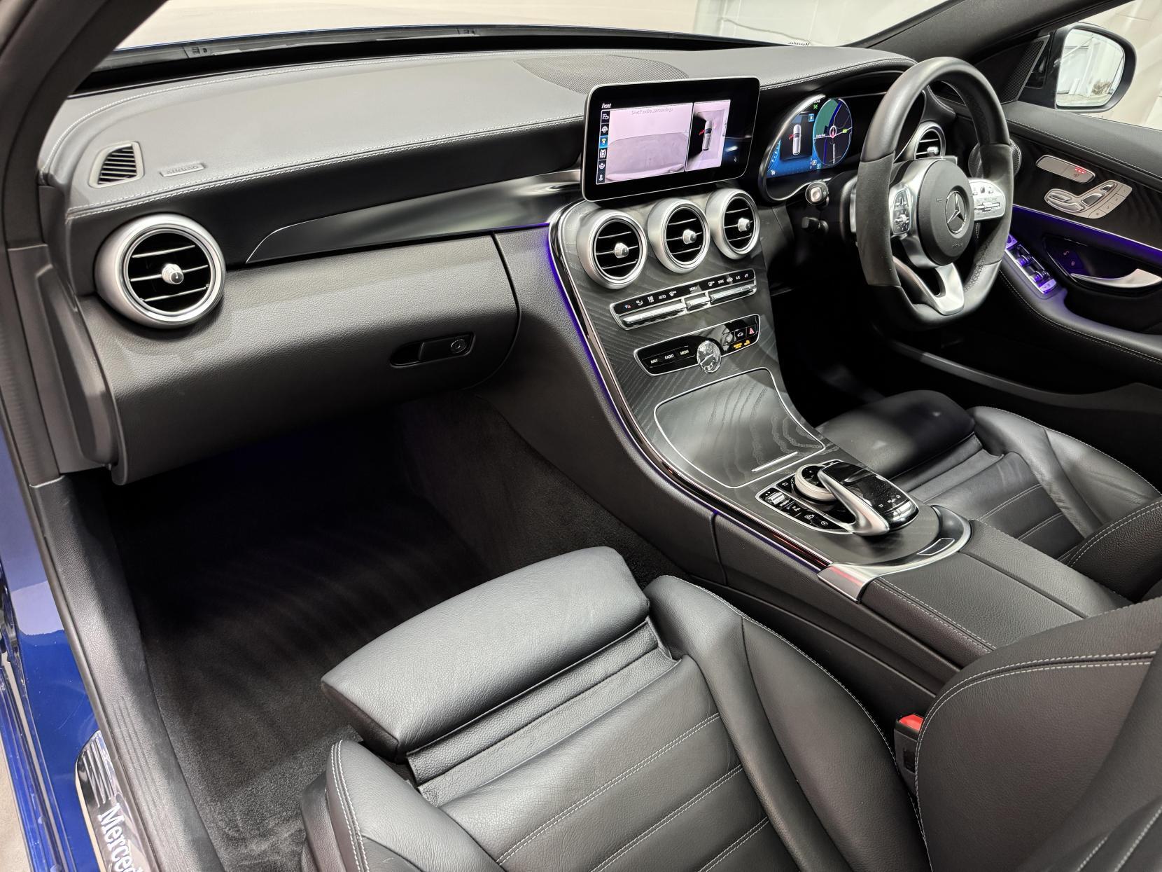 Mercedes-Benz C Class view 54