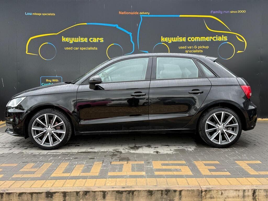 Audi A1 view 2