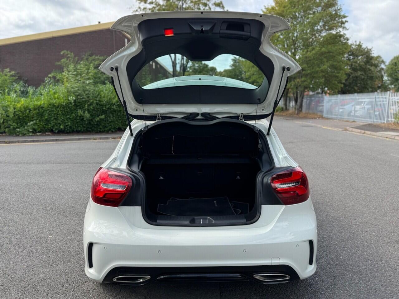 Mercedes-Benz A Class view 31
