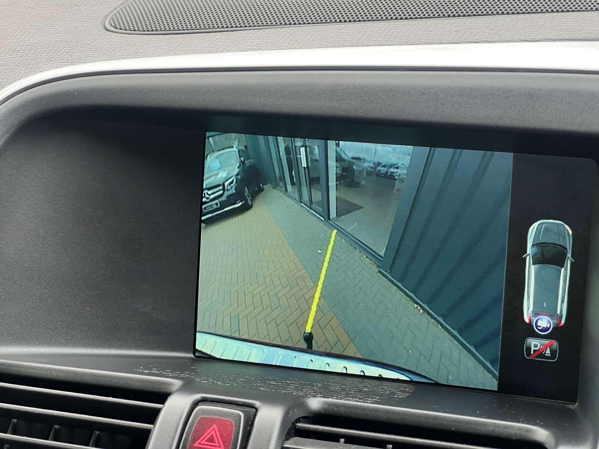 Volvo XC60 view 30