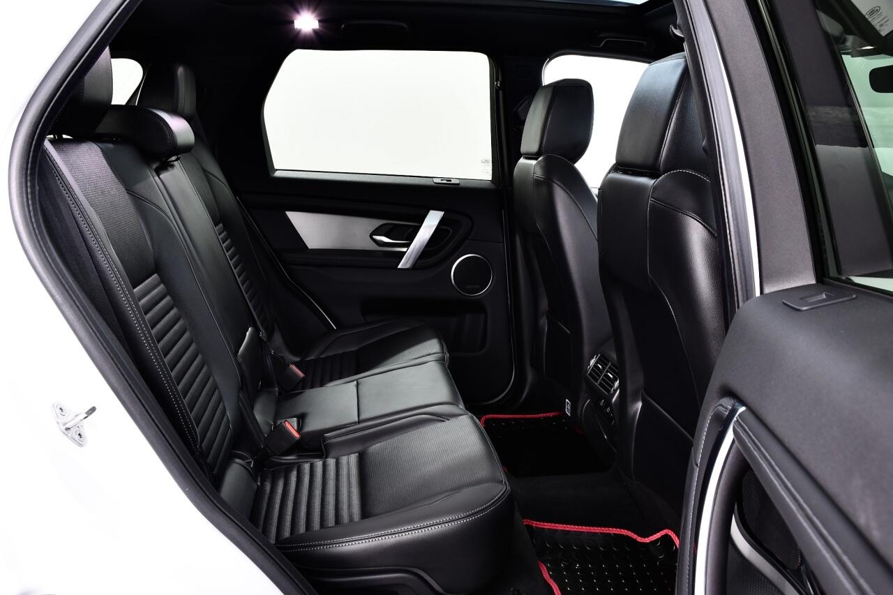 Land Rover Discovery Sport view 18