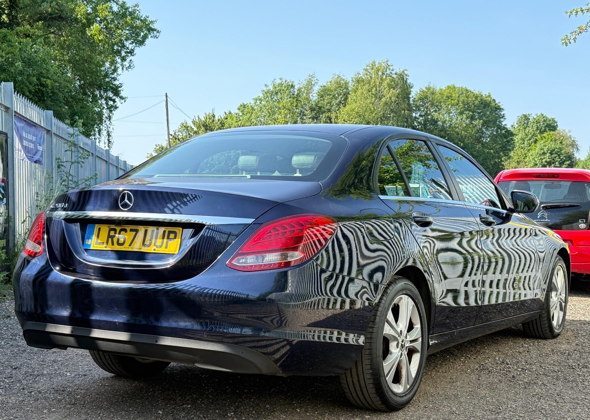 2017 Mercedes-Benz C Class image 19