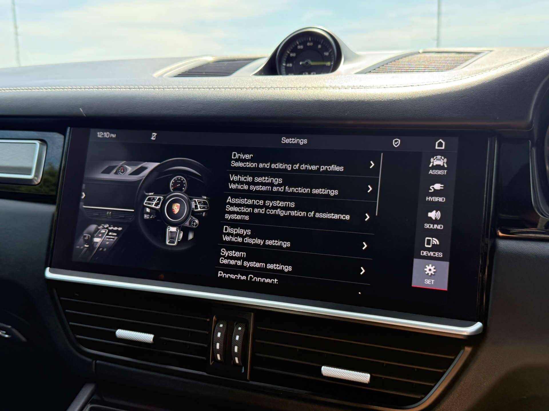 Porsche Cayenne view 62