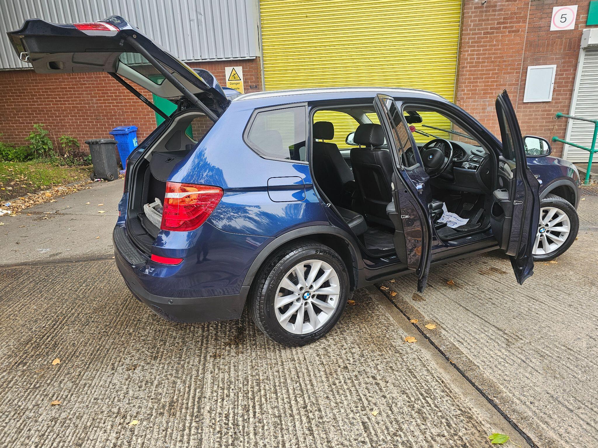 BMW X3 view 7