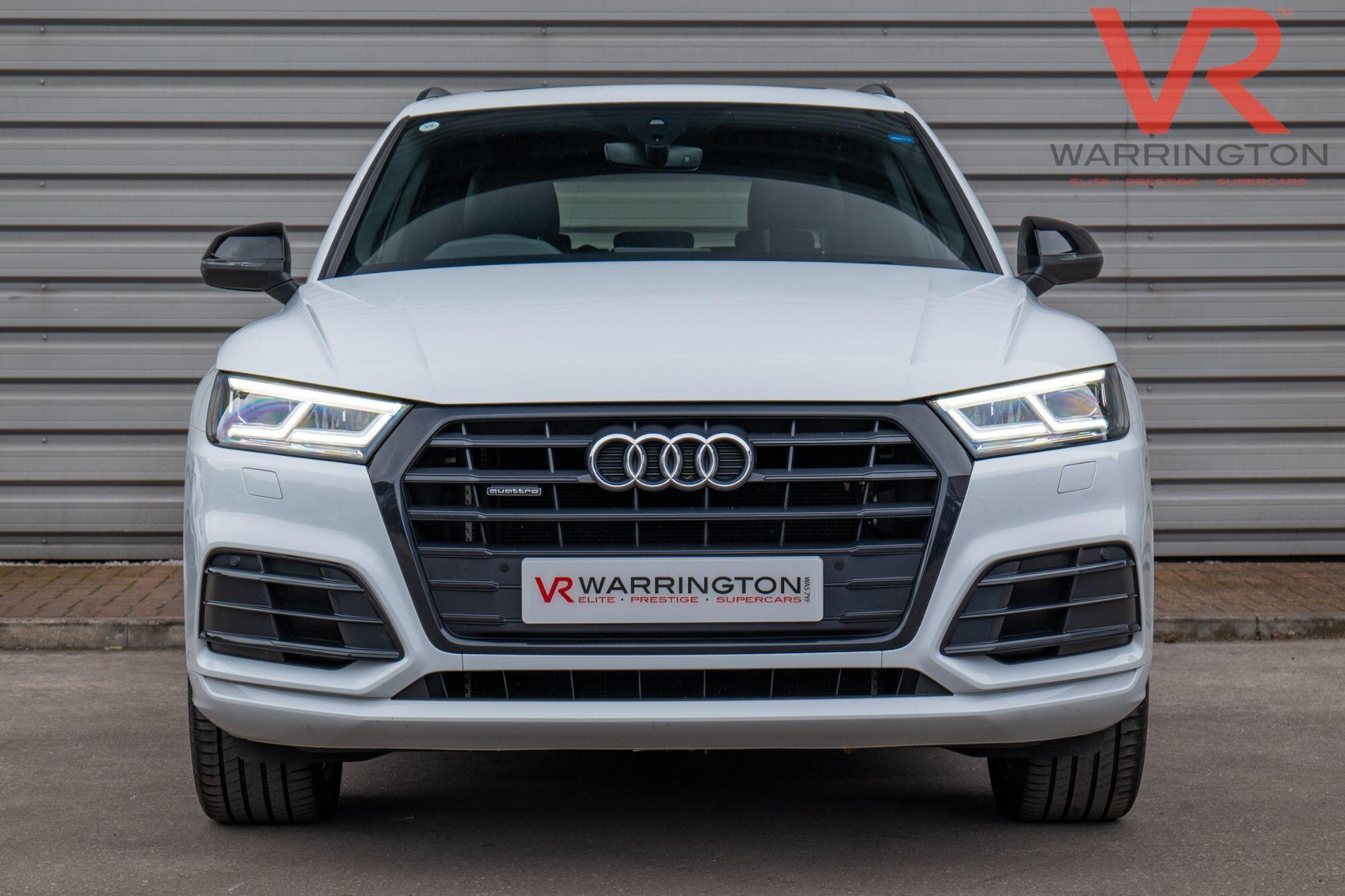 Audi Q5 view 5