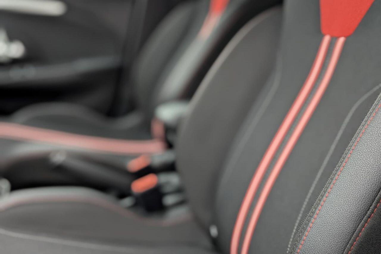 Vauxhall Corsa view 25