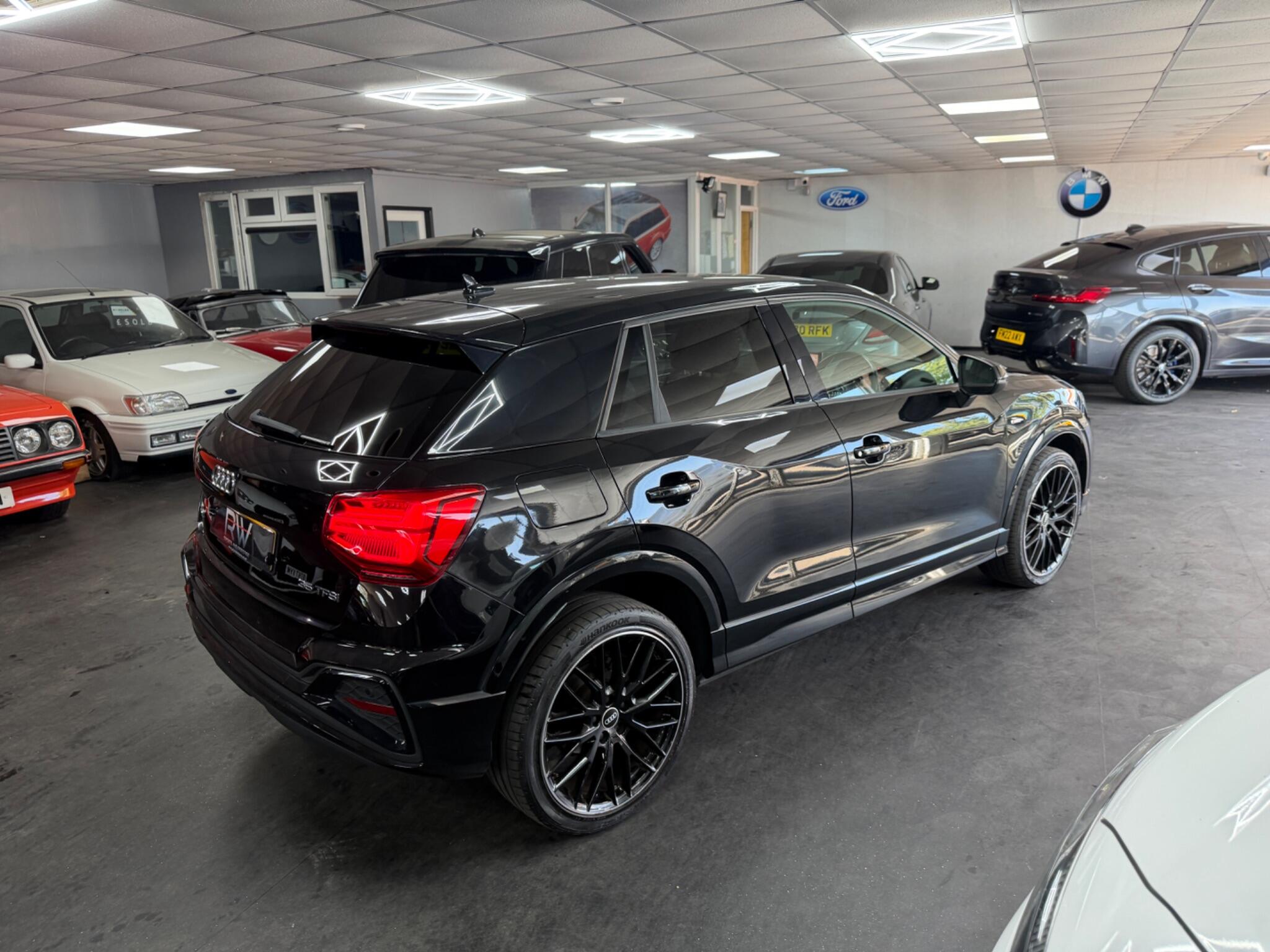 Audi Q2 view 37