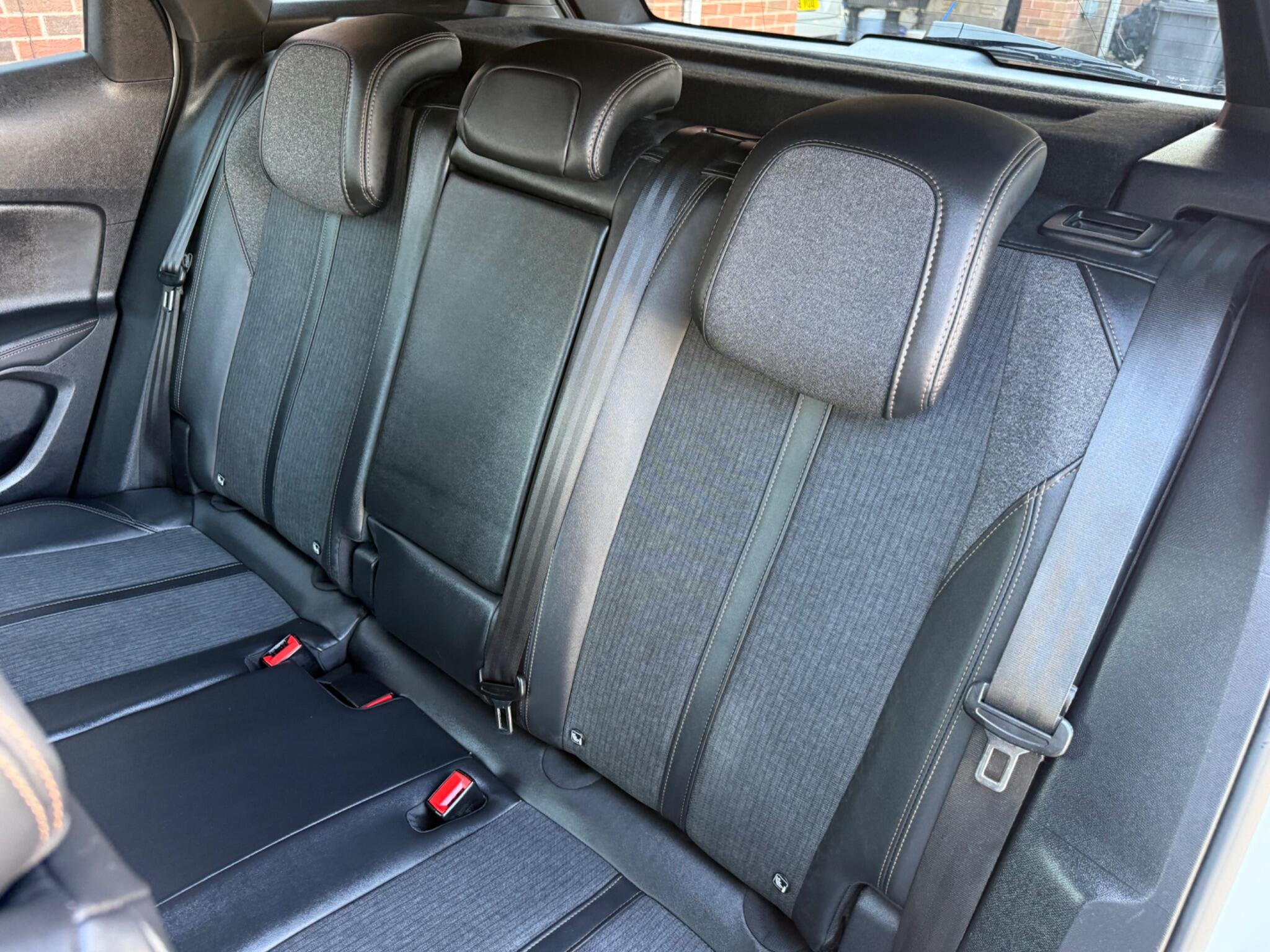 Peugeot 3008 view 24