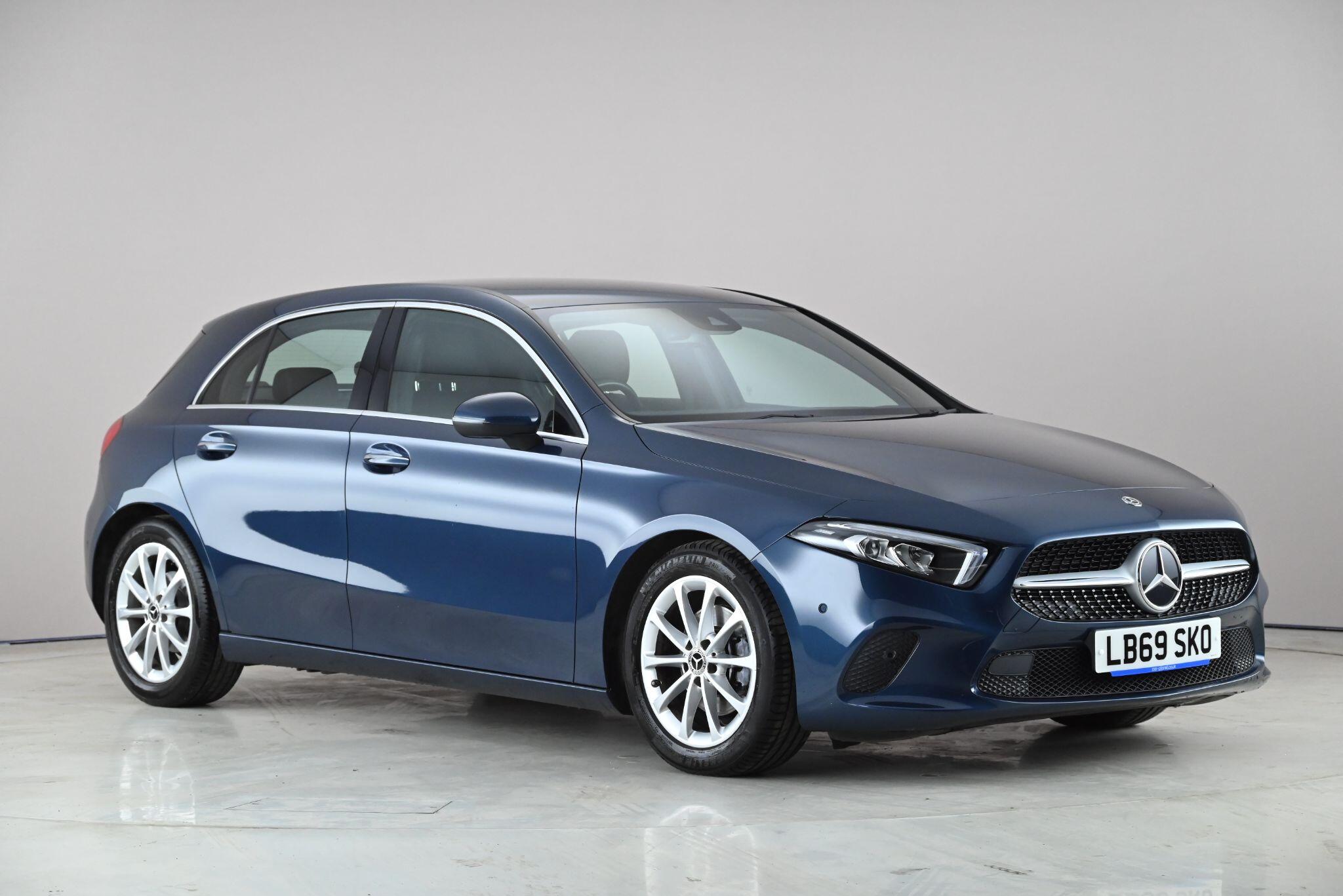 2019 Mercedes-Benz A-Class 1.3 A200 Sport (Premium) Hatchback 5d 7G-DCT