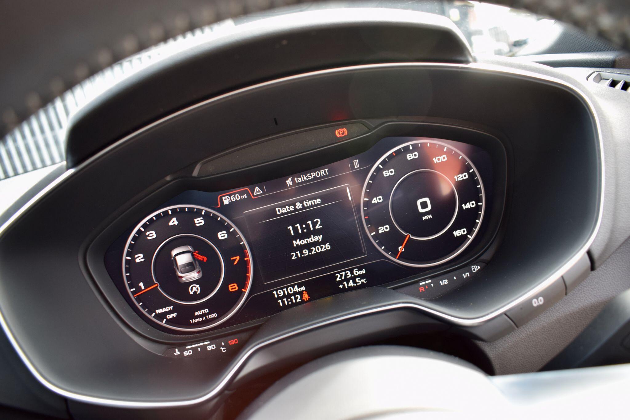 Audi TT view 25
