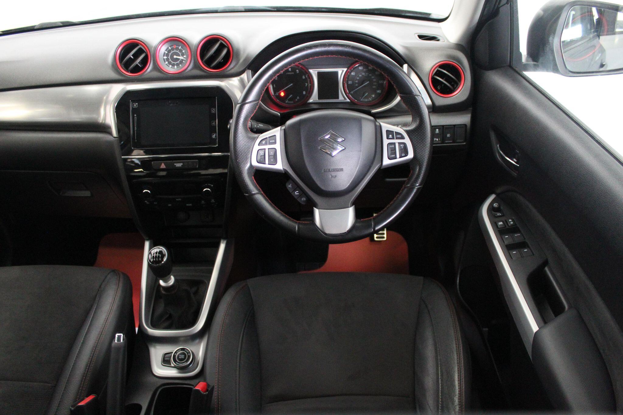 Suzuki Vitara view 44