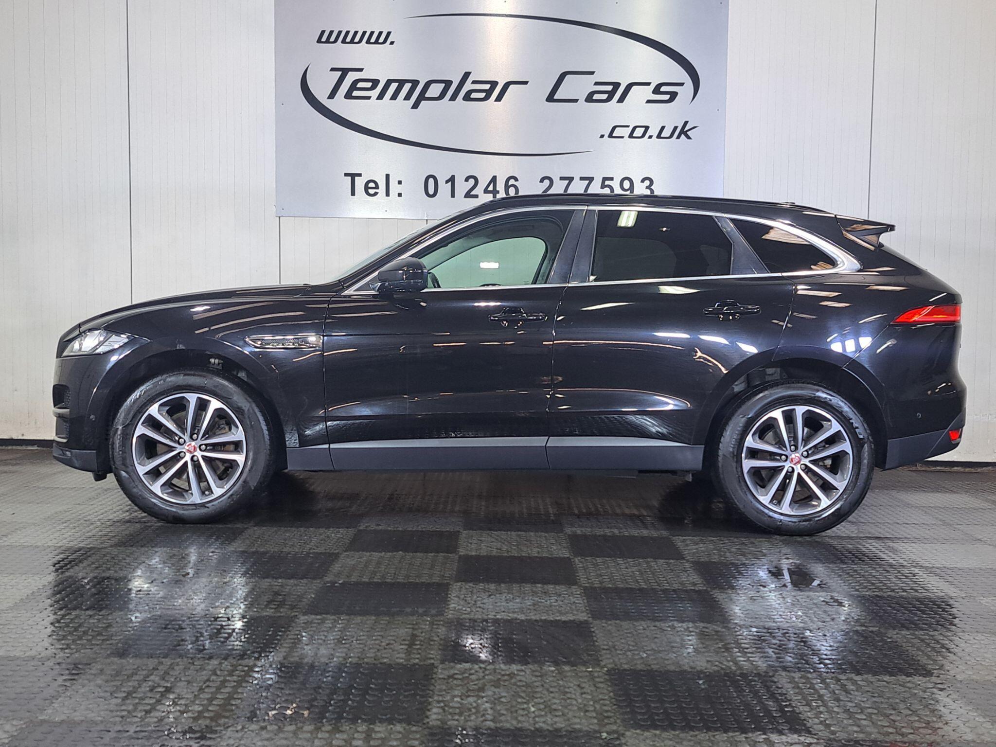 Jaguar F-Pace view 6
