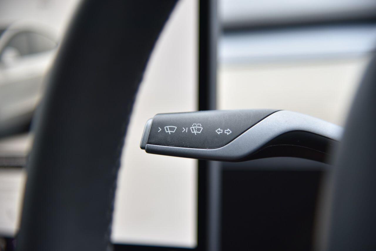 Tesla Model Y view 31