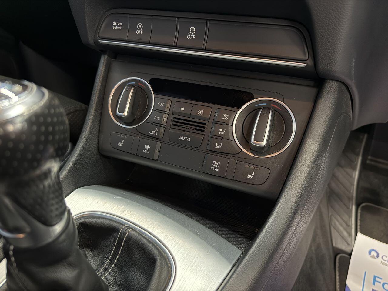 Audi Q3 view 26