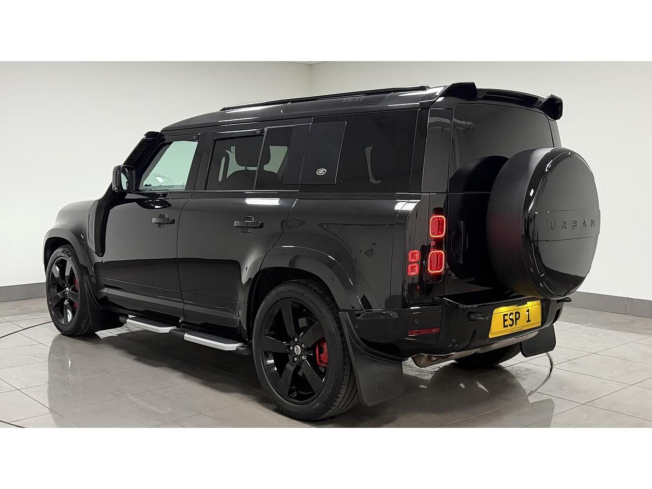 Land Rover Defender view 6