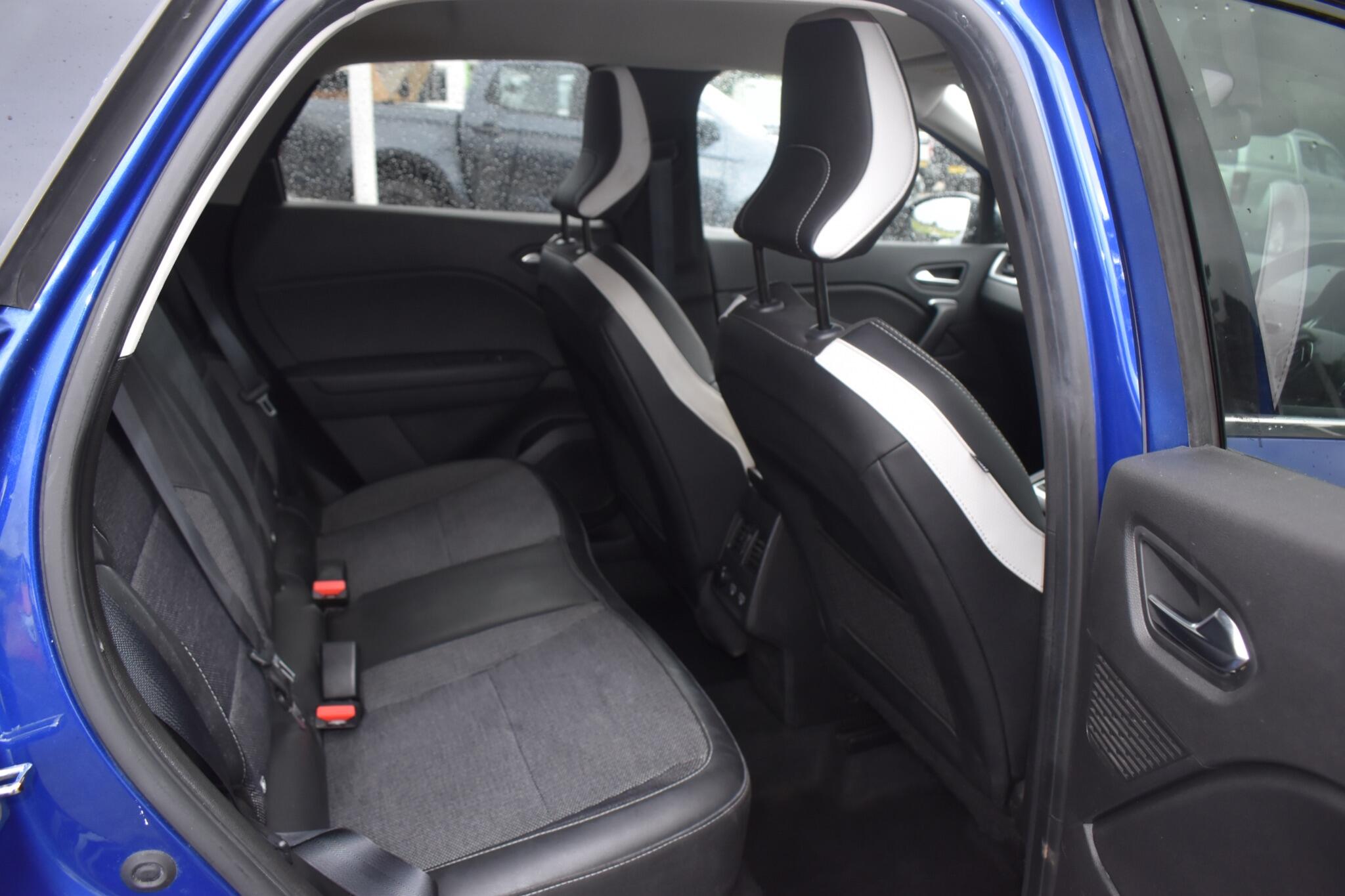 Captur - 1.3 TCe SE Edition Euro 6 (s/s) 5dr - Image 10