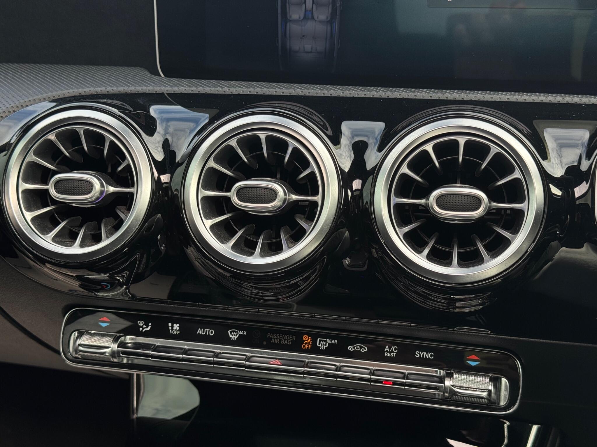 Mercedes-Benz A-Class view 50