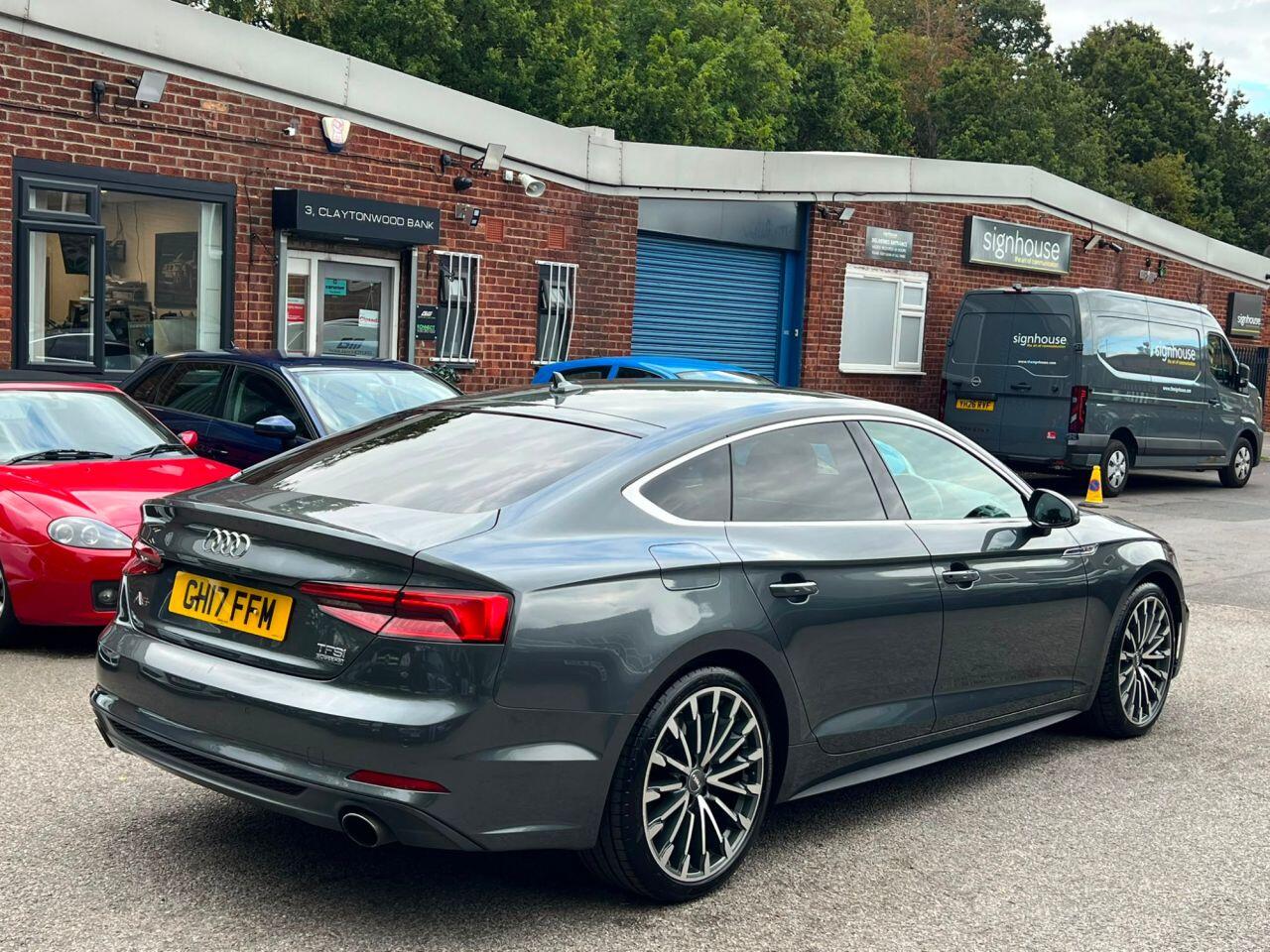 Audi A5 view 4