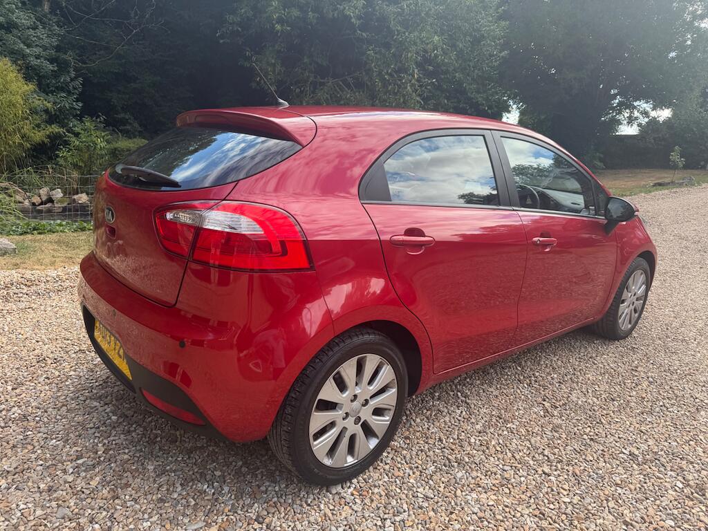 Kia Rio view 7