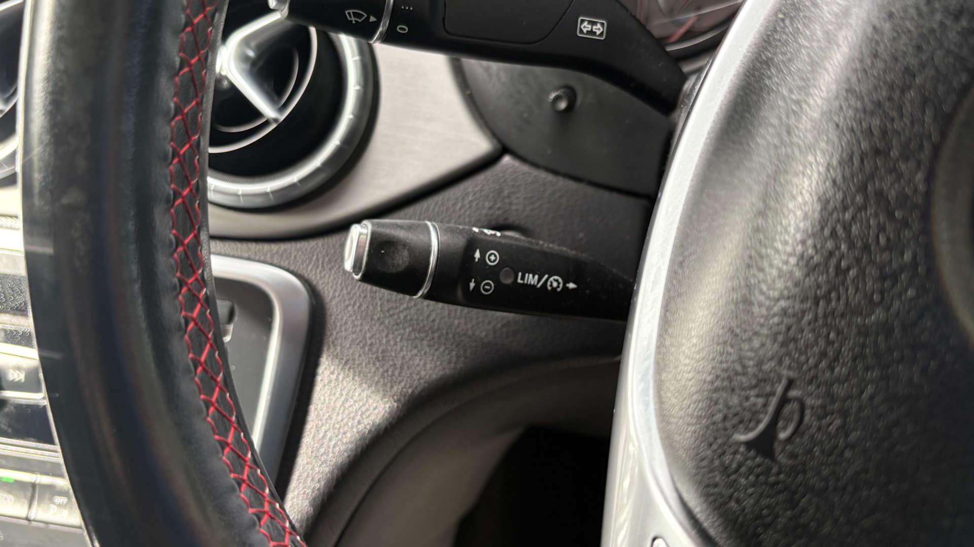 Mercedes-Benz Cla view 20