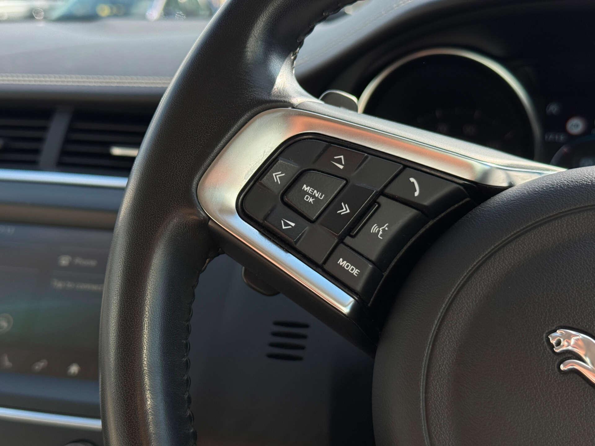 Jaguar E-Pace view 67
