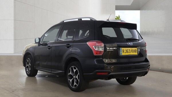 Subaru Forester view 3