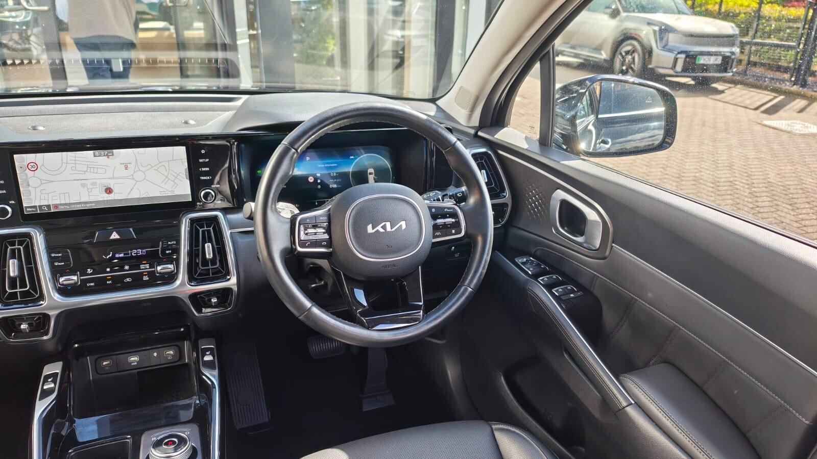Kia Sorento view 15