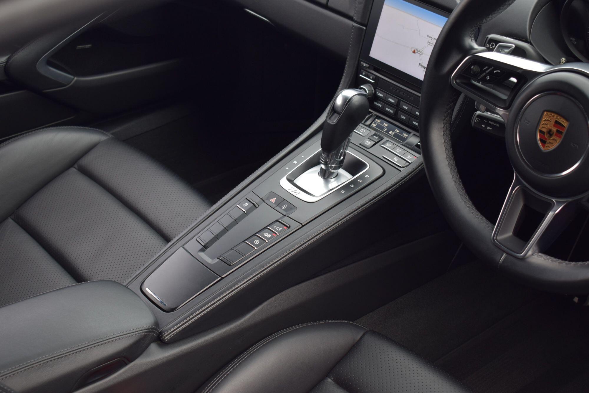 Porsche Cayman view 7
