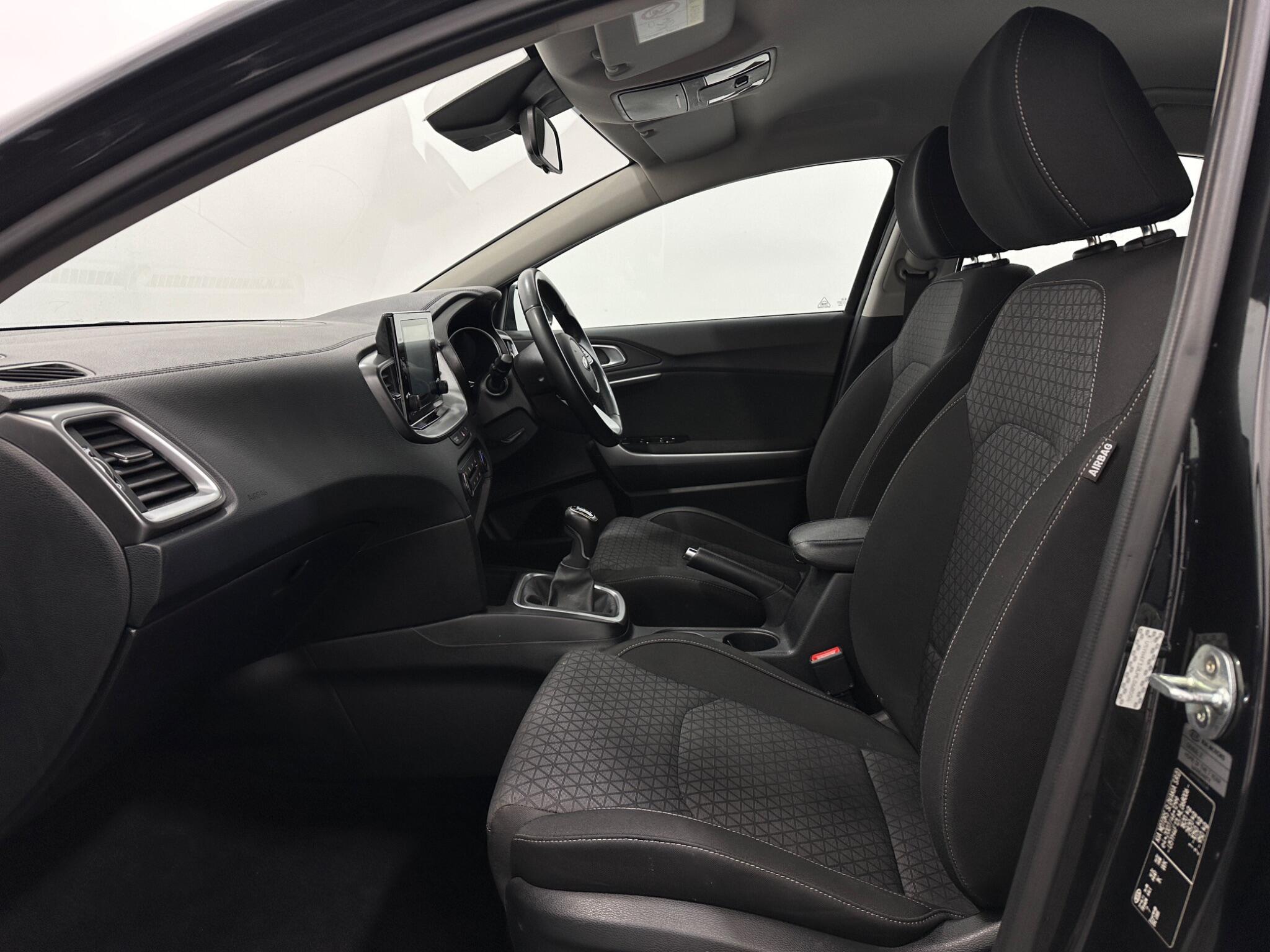 Kia Xceed view 31