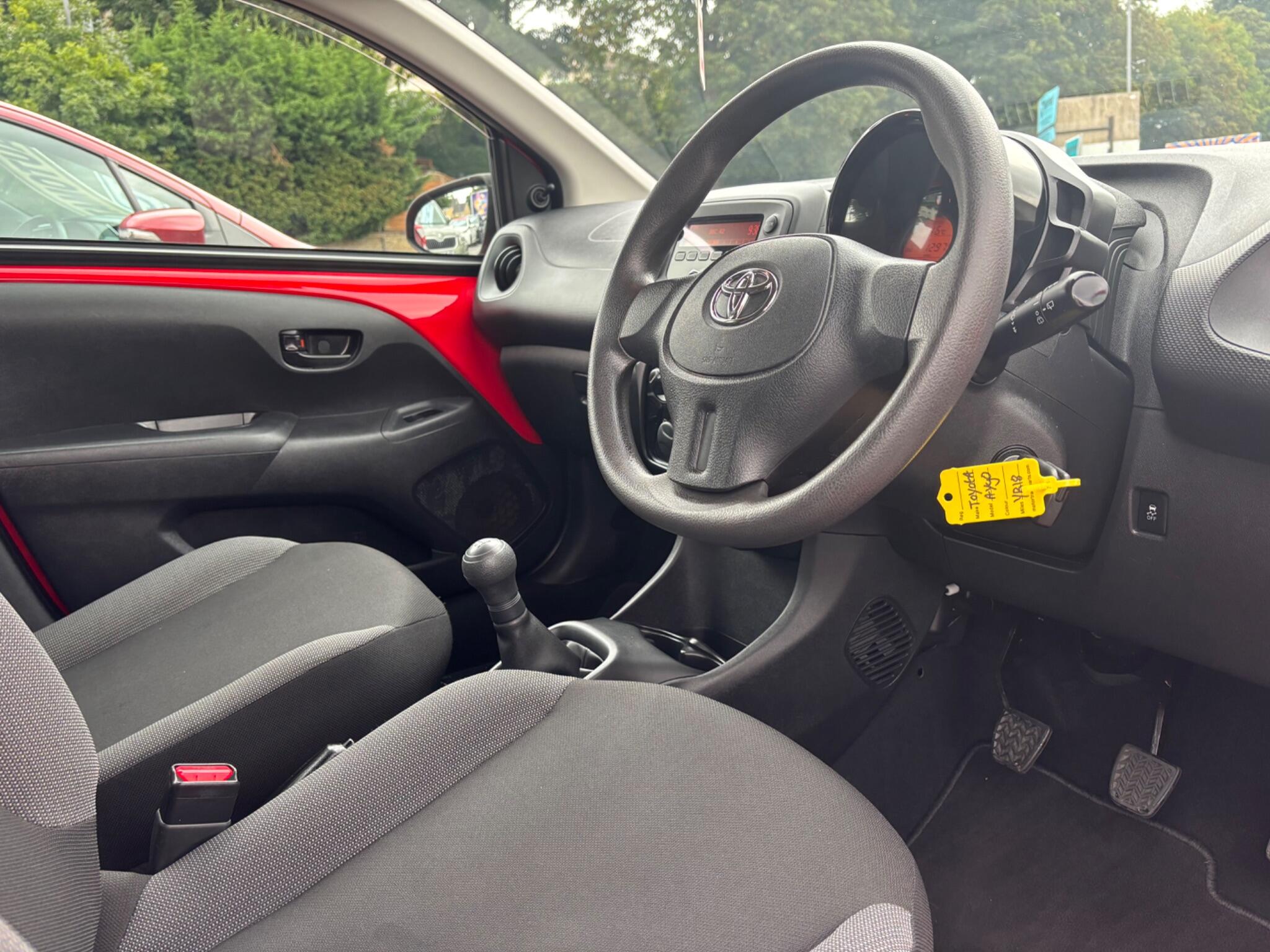 Toyota Aygo view 13