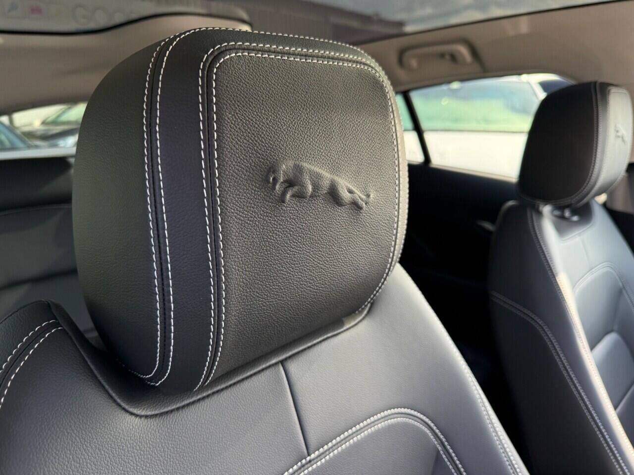 Jaguar I-Pace view 25