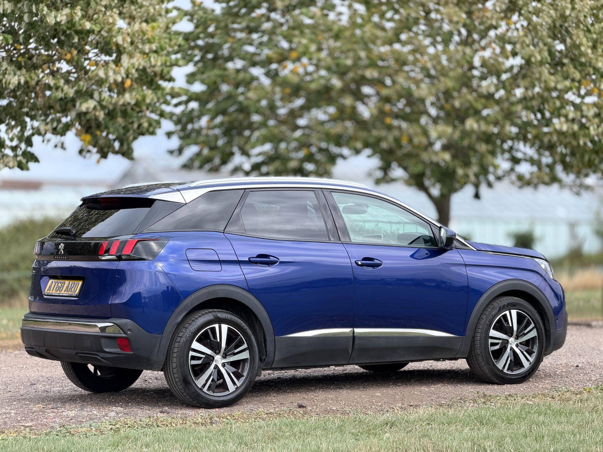 Peugeot 3008 view 6