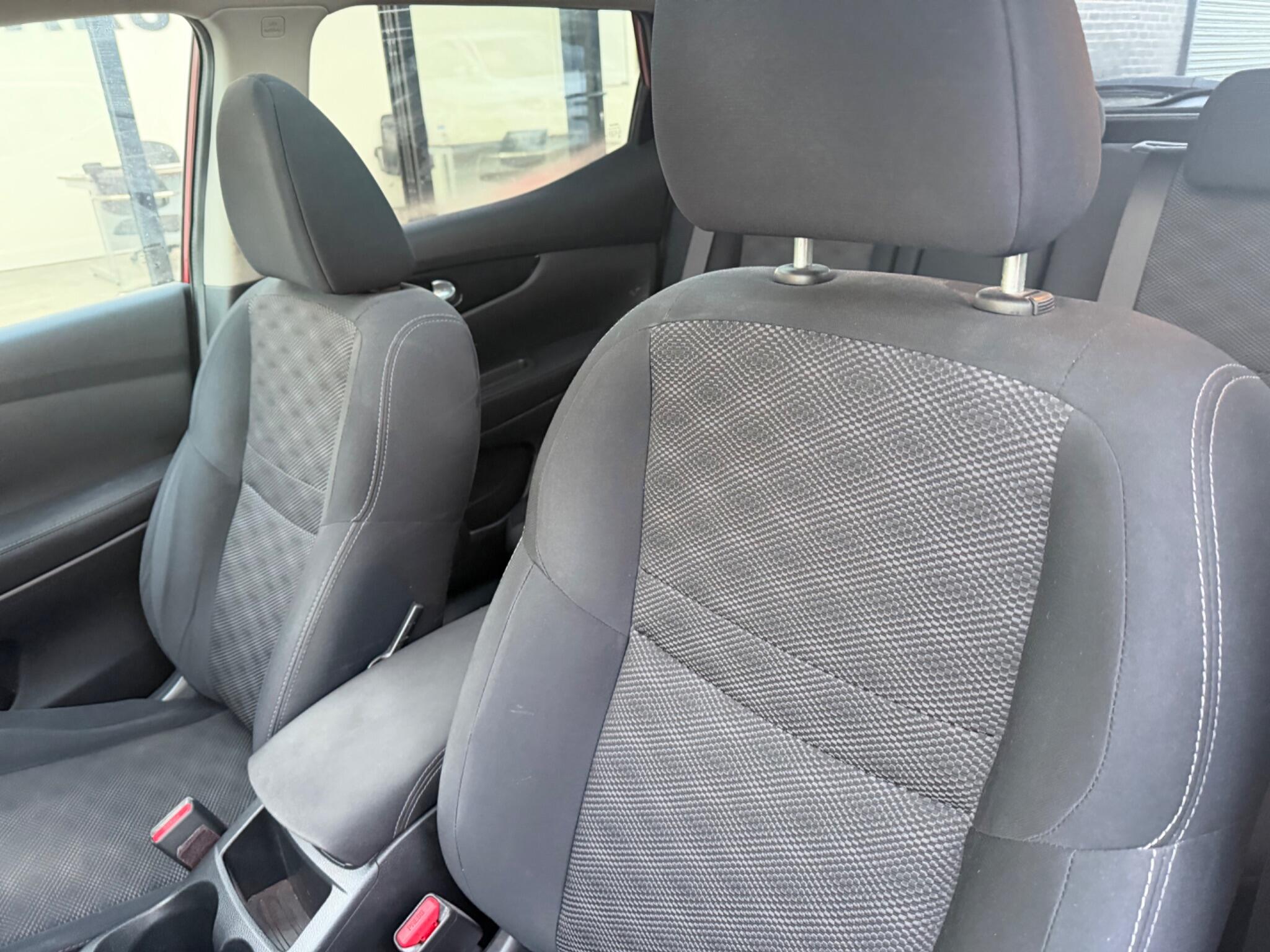 Nissan Qashqai view 38