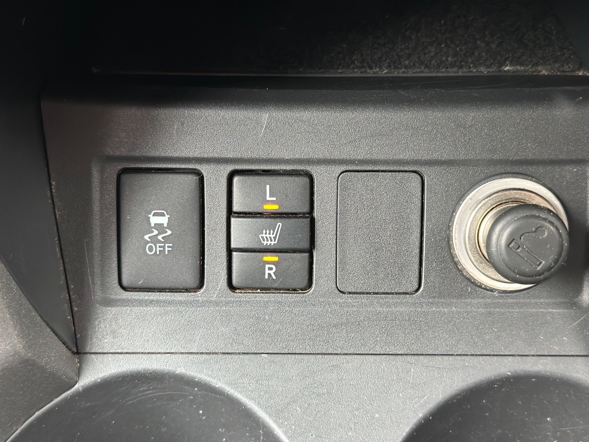 2010 Toyota RAV4 image 30