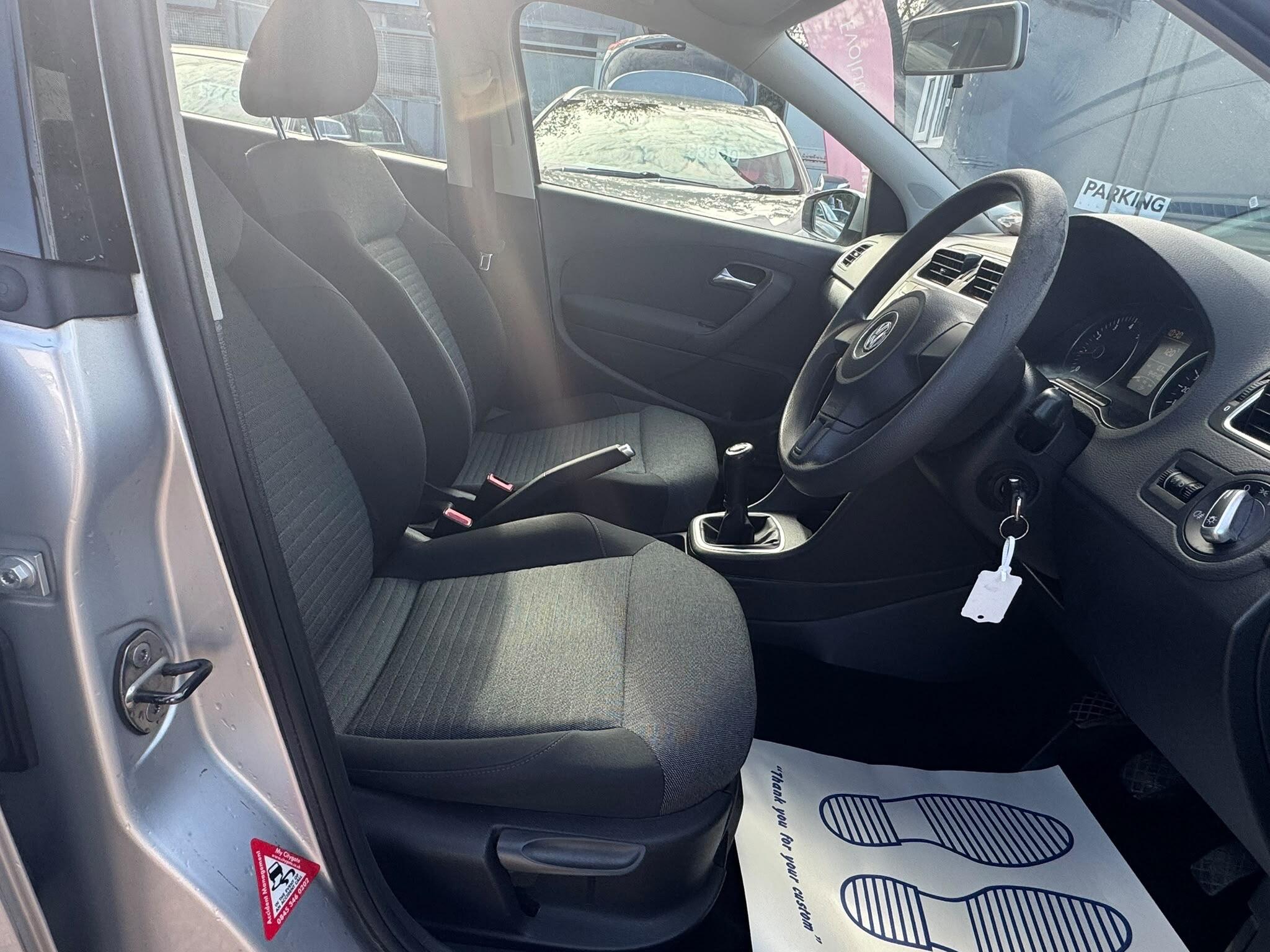 Volkswagen Polo view 16