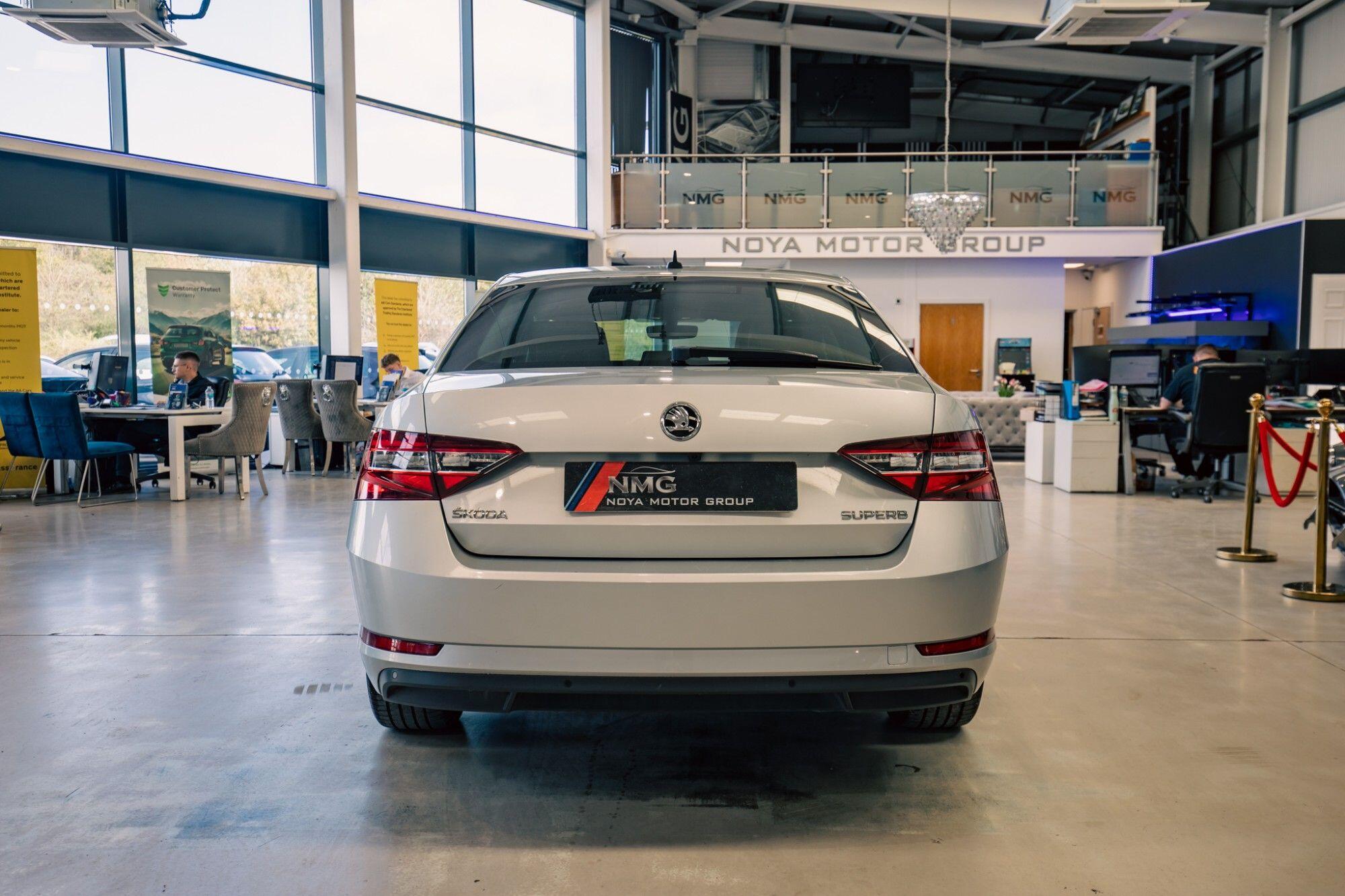 Skoda Superb view 27