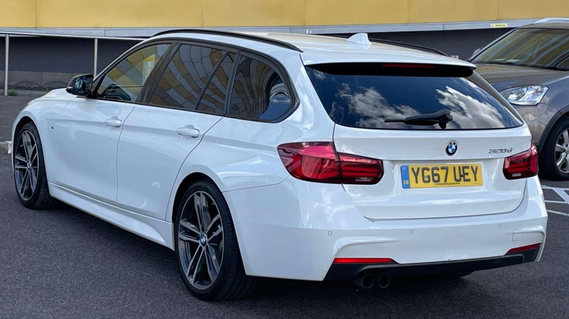 BMW 3 Series view 42