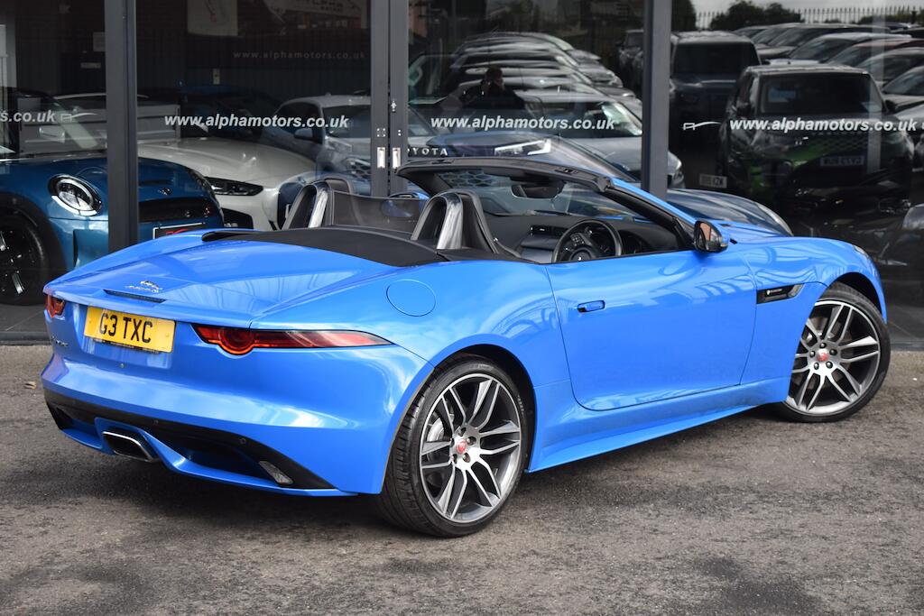 Jaguar F-Type view 7