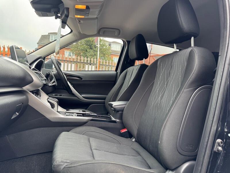 Mitsubishi Eclipse Cross view 17