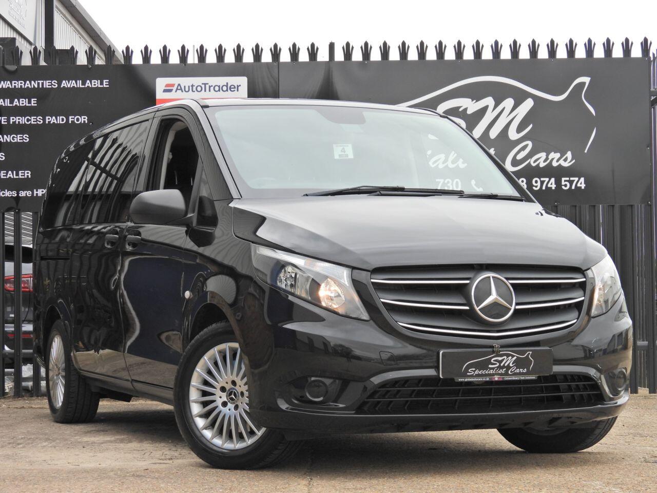 Mercedes-Benz Vito view 2