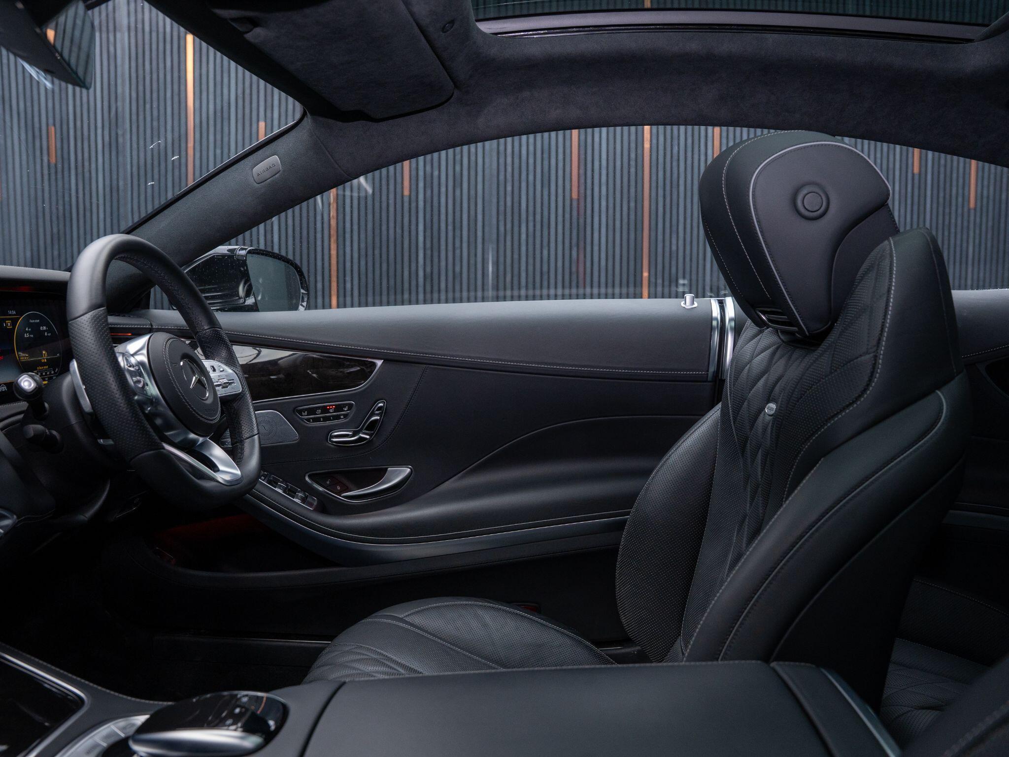 Mercedes-Benz S-Class view 43