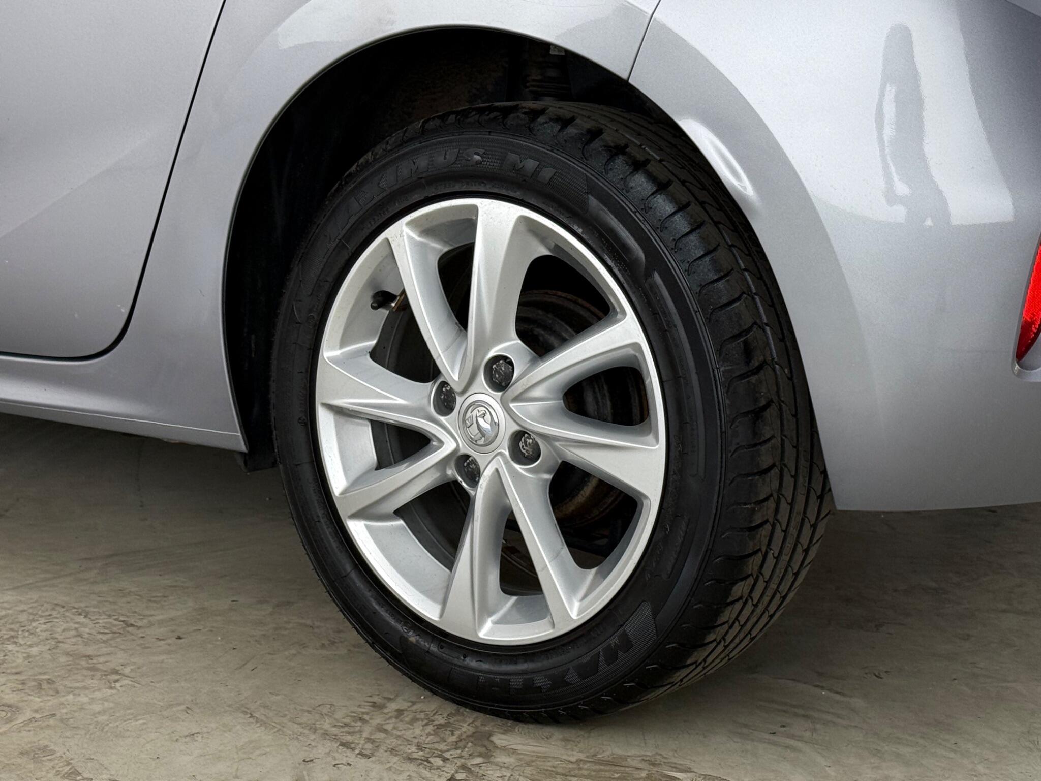 Vauxhall Corsa view 9